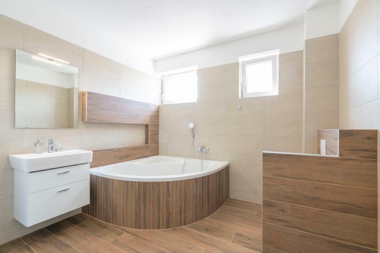Apartmány Noviny Trenčín Kültér fotó