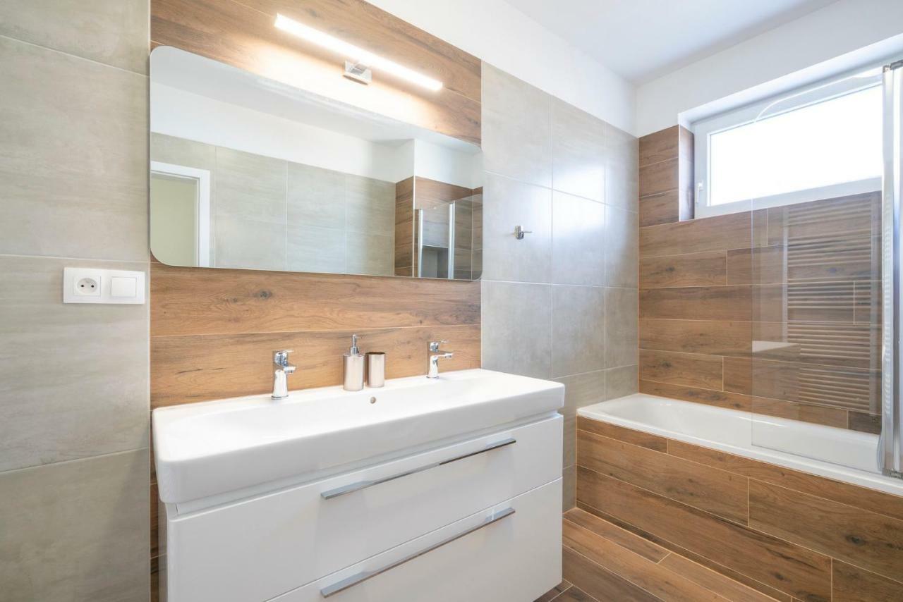 Apartmány Noviny Trenčín Kültér fotó